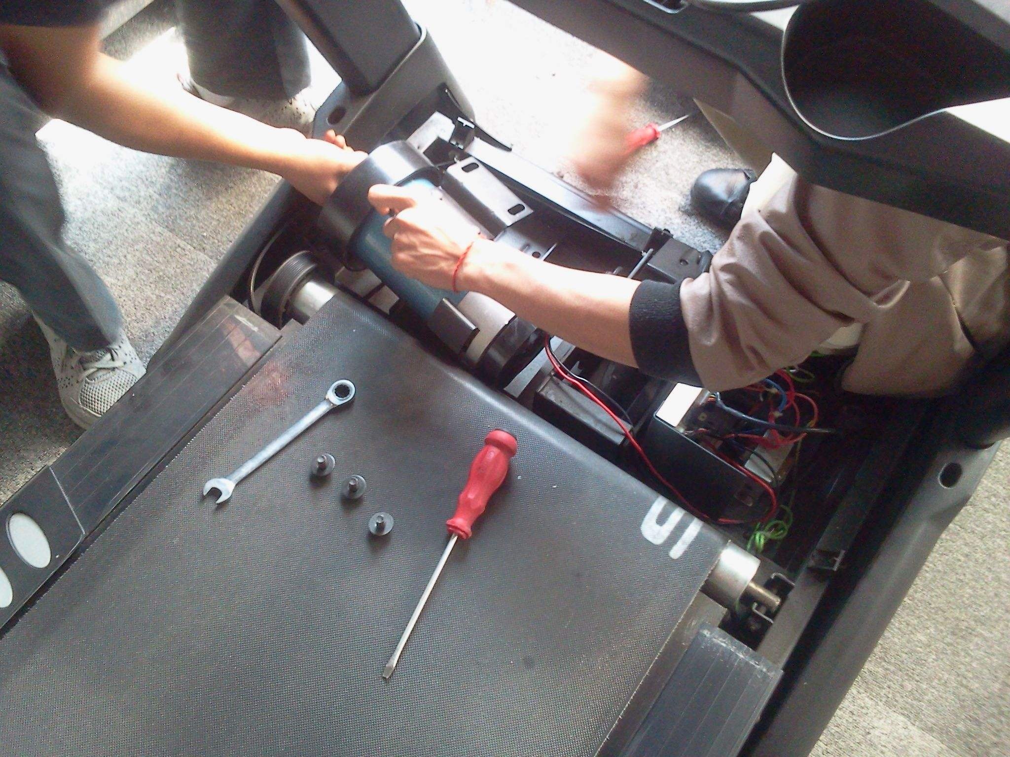 家用跑步機維修常見問題及解決方法(一) 家用跑步機維修常見問題及解決方法(一)